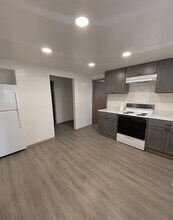 1823 5th St in Cheney, WA - Building Photo - Building Photo