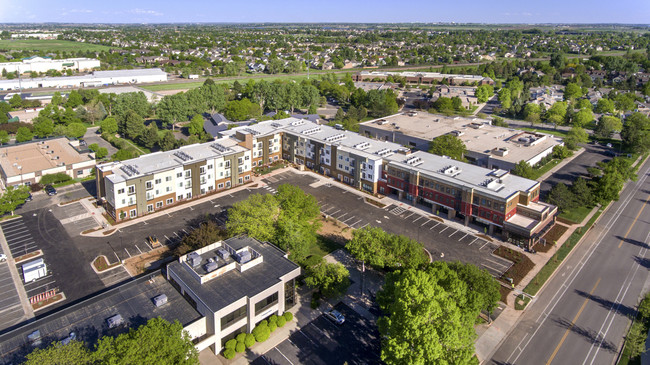 Oakridge Crossing Senior Community in Fort Collins, CO - Building Photo - Building Photo