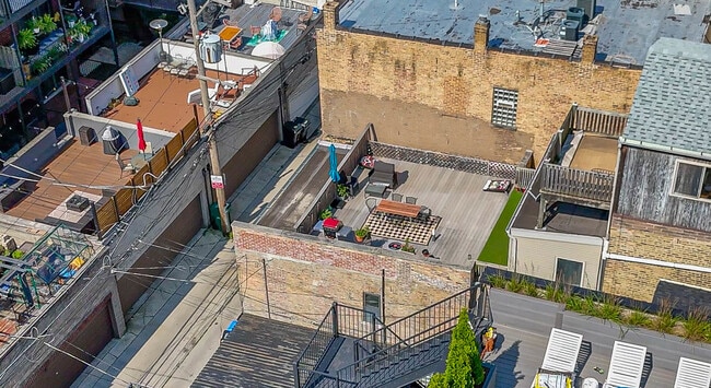 1519 W Thomas St in Chicago, IL - Building Photo - Building Photo