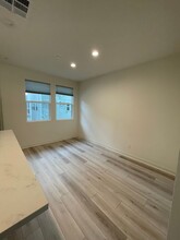 14092 Angelite Wy in San Diego, CA - Building Photo - Building Photo