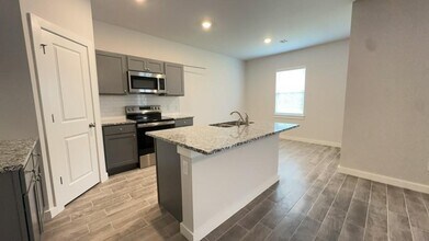 16841 Jigsaw Jct in Oklahoma City, OK - Building Photo - Building Photo