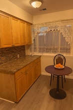 17431 Hoskinson Rd in Poolesville, MD - Building Photo - Building Photo