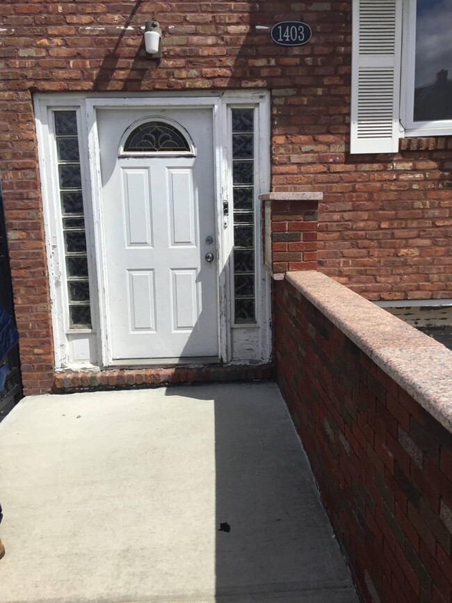 property at 1043 E 103rd St