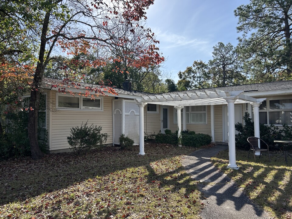 4518 Sylvan Dr in Columbia, SC - Foto de edificio