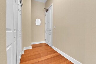25 N Downing St in Denver, CO - Building Photo - Building Photo