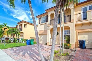 13285 SW 128 Pass in Miami, FL - Building Photo