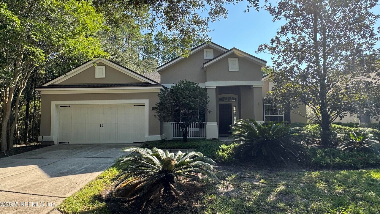 614 Loire Ct in Jacksonville, FL - Building Photo