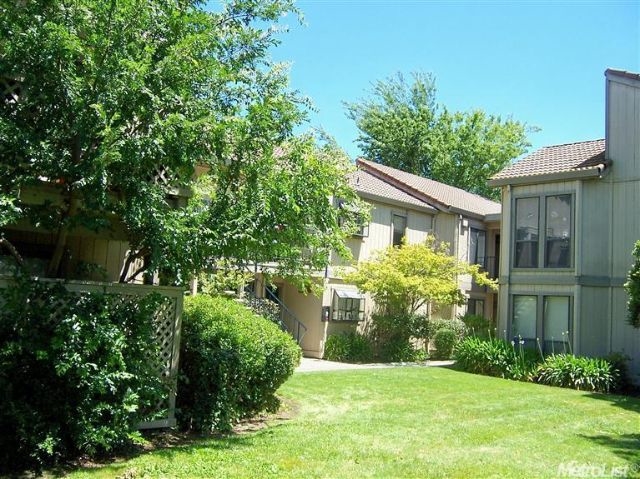 Greer Place Apartments in Sacramento, CA - Foto de edificio - Building Photo