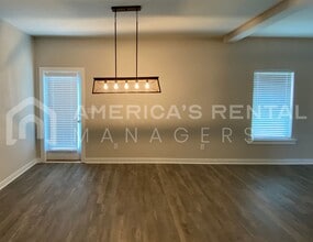 490 Ridgeview Cir in Jemison, AL - Building Photo - Building Photo