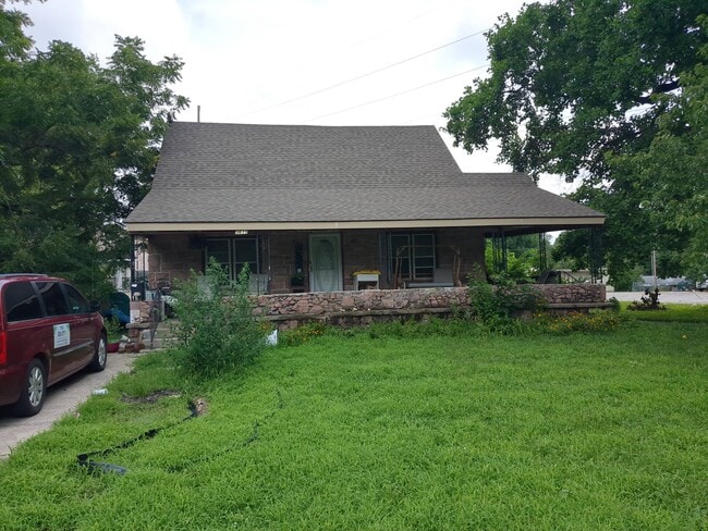 3611 Blue Ridge Blvd in Independence, MO - Building Photo - Building Photo