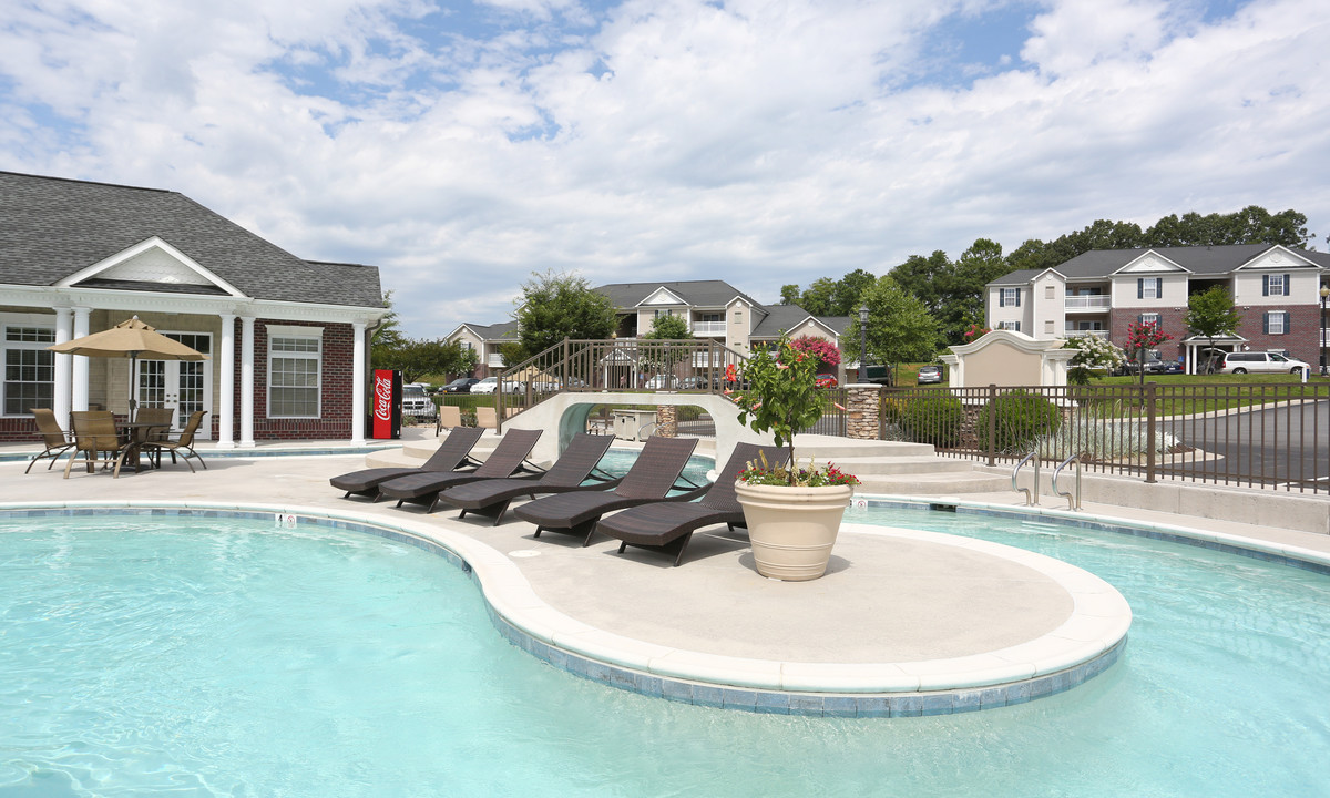 WillowBrook Luxury Apartments in Lynchburg, VA - Building Photo