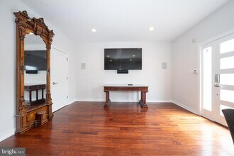 601 Poplar St in Philadelphia, PA - Building Photo - Building Photo