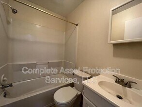 934 N Wood St in Griffith, IN - Building Photo - Building Photo