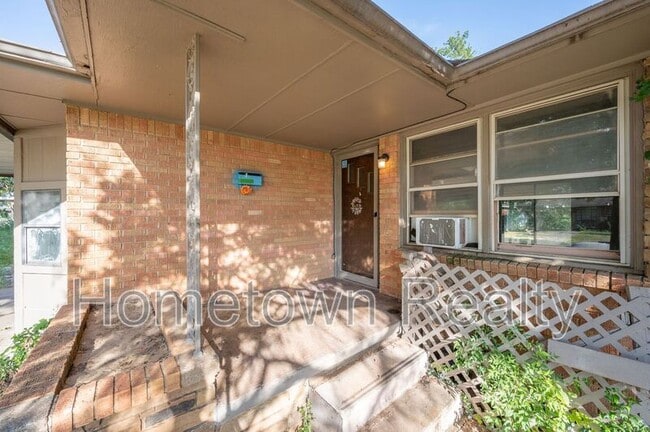 2621 SW 52nd St in Oklahoma City, OK - Building Photo - Building Photo