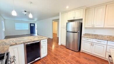 14546 Merced St in San Leandro, CA - Building Photo - Building Photo