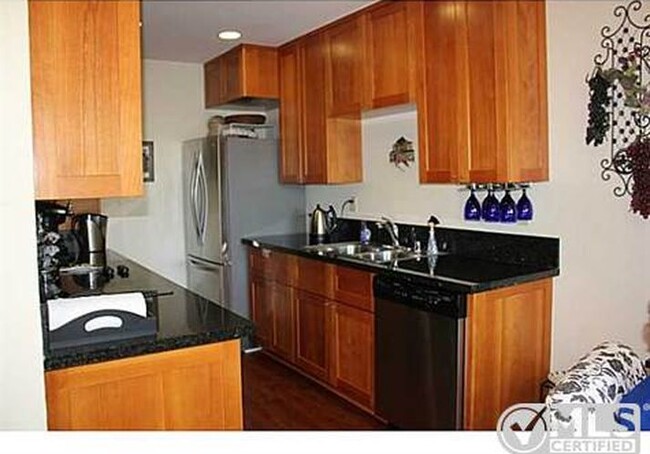 3068 Via Alicante, Unit H in La Jolla, CA - Building Photo - Building Photo