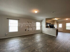 5708 Shanjia Dr in Austin, TX - Building Photo - Building Photo