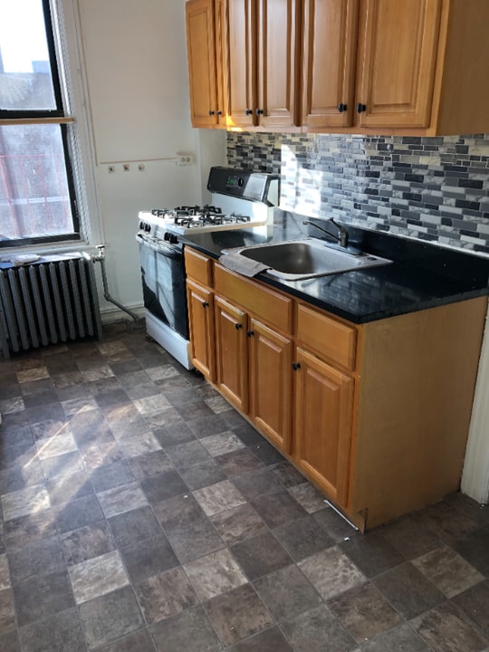 1241 Noble Ave in Bronx, NY - Building Photo