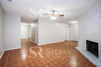 2916 White Oak Ln in Bedford, TX - Building Photo - Building Photo