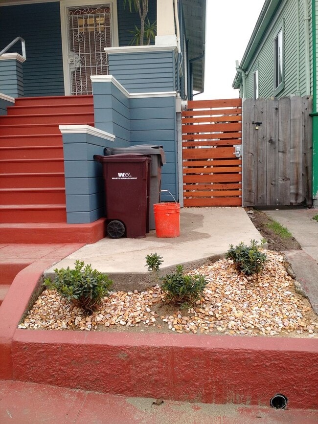 property at 885-887 43rd St