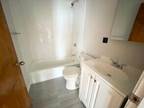 259 North St, Unit 2 in Boston, MA - Building Photo - Building Photo