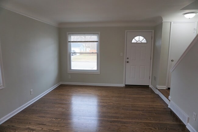 340 Parkview Dr in Plymouth, MI - Building Photo - Building Photo