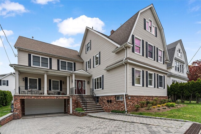 property at 11 Lincoln Ave