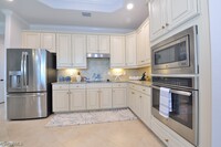 28624 Derry Ct in Bonita Springs, FL - Foto de edificio - Building Photo