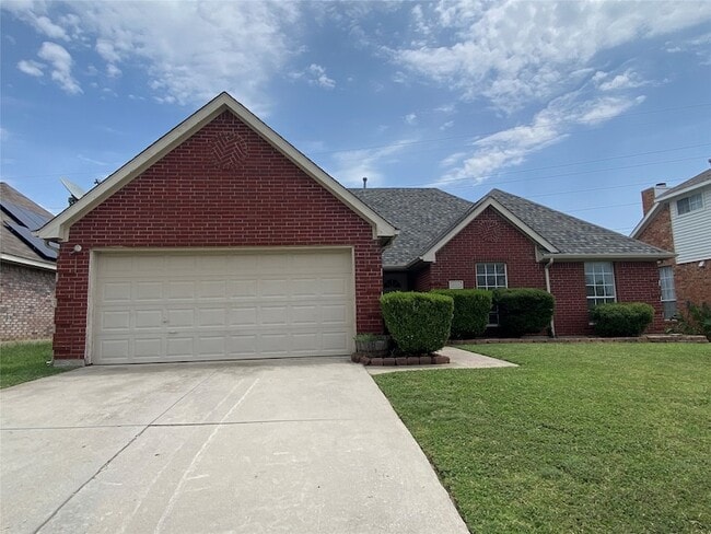 property at 2324 Treyburn Ct