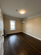 2685 Botsford St, Unit Upper in Hamtramck, MI - Building Photo - Building Photo
