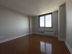 3333 Broadway in New York, NY - Building Photo - Building Photo
