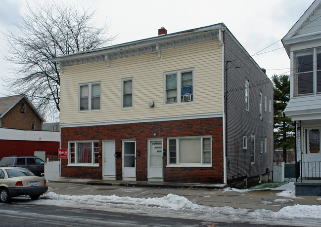 1507-1513 Carrie St in Schenectady, NY - Foto de edificio - Building Photo