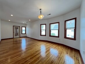42 Pinkham Rd, Unit 42 in Medford, MA - Building Photo - Building Photo