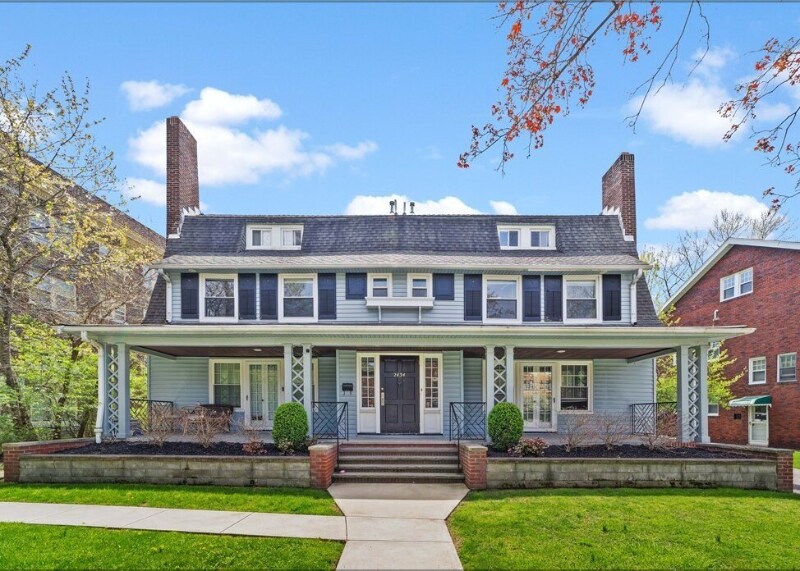 2434 Overlook Rd in Cleveland Heights, OH - Building Photo