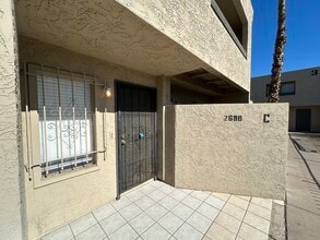 2698 N 43rd Ave in Phoenix, AZ - Building Photo - Building Photo