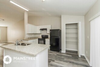 2511 Palomar Ave SE in Palm Bay, FL - Building Photo - Building Photo