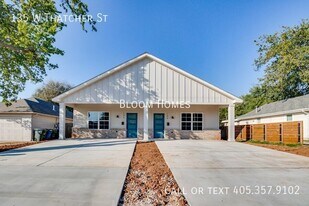 135 W Thatcher St in Edmond, OK - Building Photo