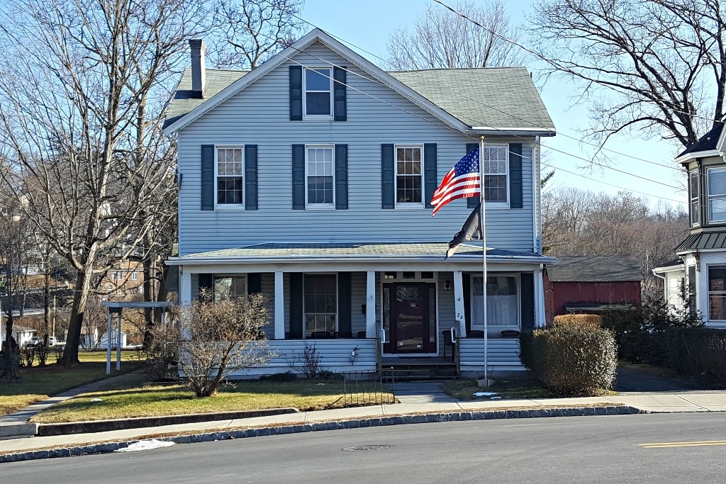 24 Orchard St in Dover, NJ - Building Photo