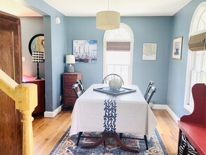 11 Griswold Ave in Old Lyme, CT - Building Photo - Building Photo