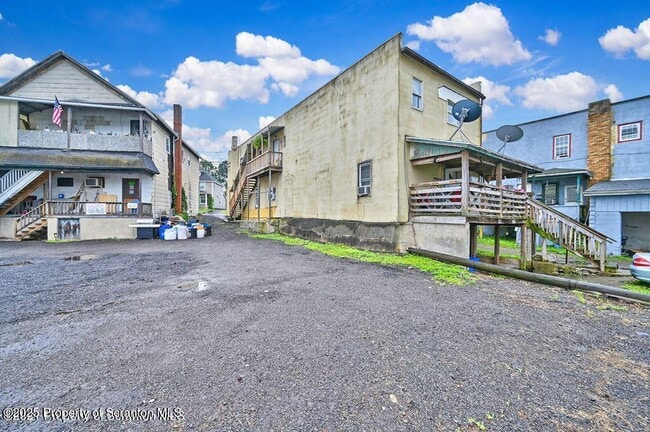 627 Main St in Duryea, PA - Building Photo - Building Photo