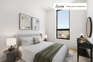 Room in Shared 4 bed/3 bath home in Chicago, IL - Building Photo