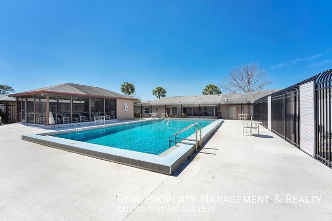 39 Las Brisas Way in Kissimmee, FL - Building Photo - Building Photo