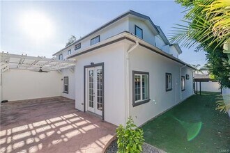 1984 Orange Ave in Costa Mesa, CA - Building Photo - Building Photo