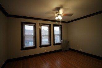 6057 W Addison St, Unit 2 in Chicago, IL - Building Photo - Building Photo