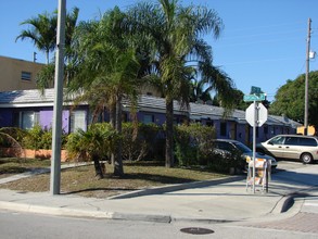 2919 Broadway in West Palm Beach, FL - Foto de edificio - Building Photo