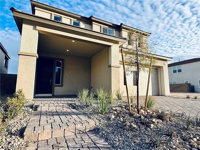 520 La Vis Acrs Ln in Las Vegas, NV - Building Photo - Building Photo