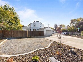 910 Torbett St in Richland, WA - Building Photo - Building Photo