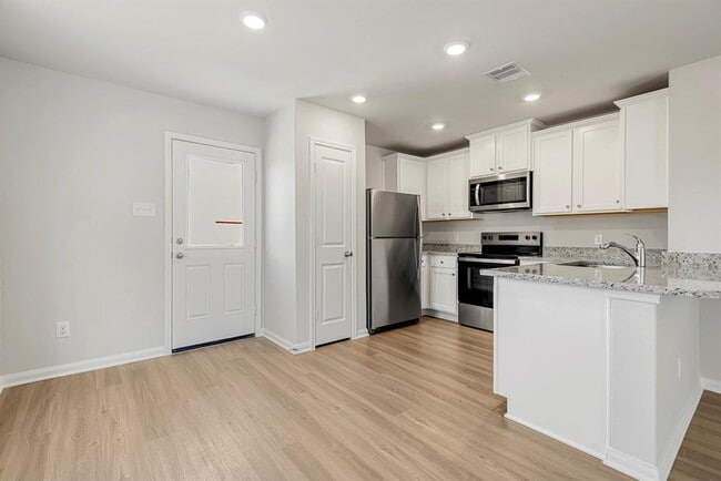 8208 Sunberry Shadow Dr in Houston, TX - Building Photo - Building Photo