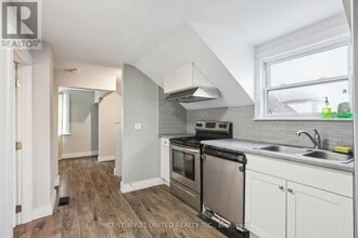 19 Seneca St in St Catharines, ON - Building Photo - Building Photo