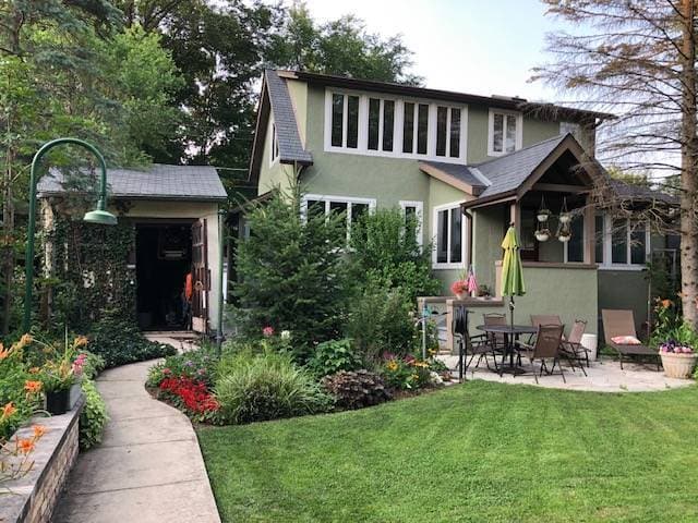 property at 2107 Colfax St